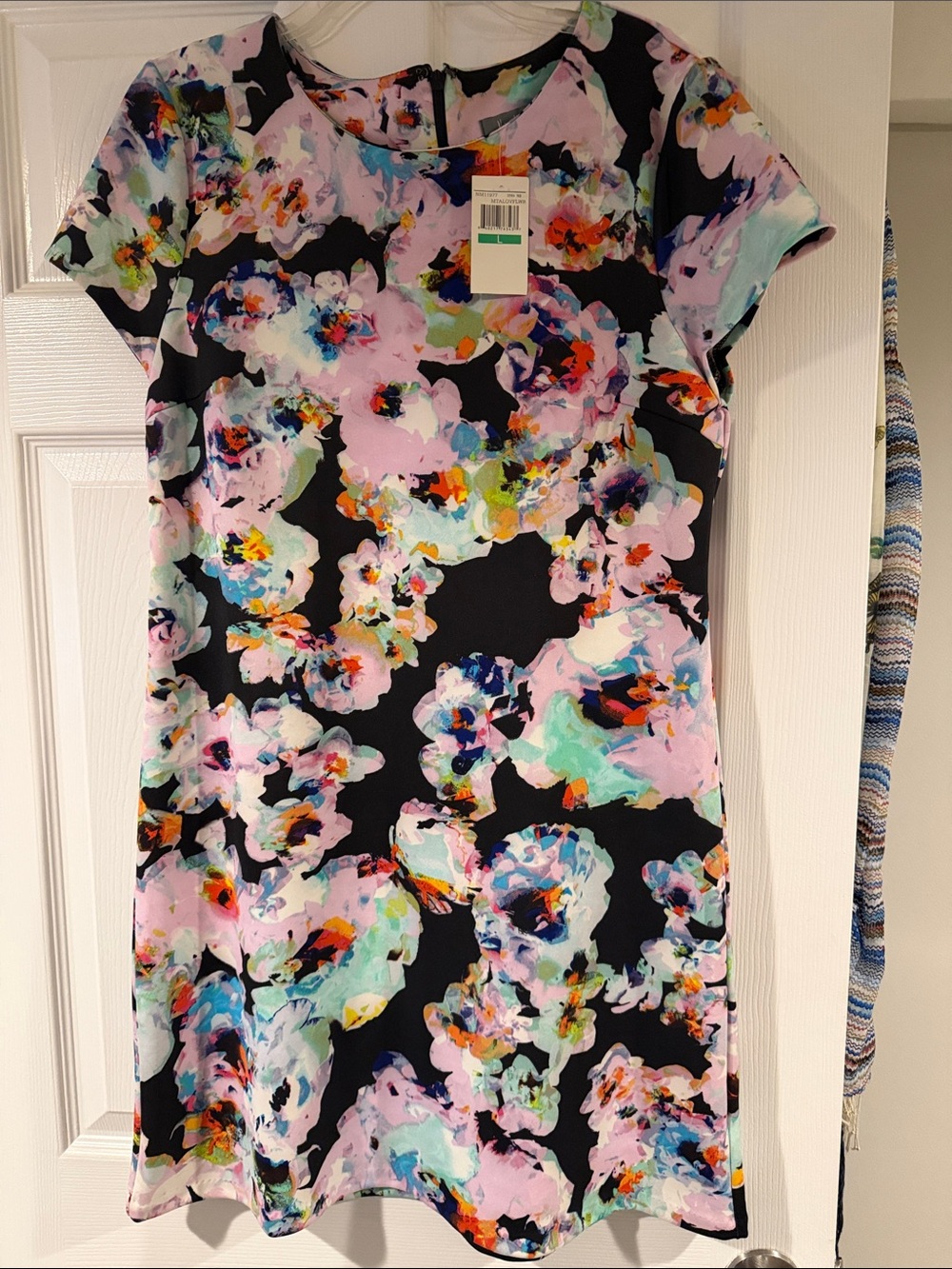New Neiman Marcus Floral Watercolor Scuba Shift Dress in Black with Pastel LG
